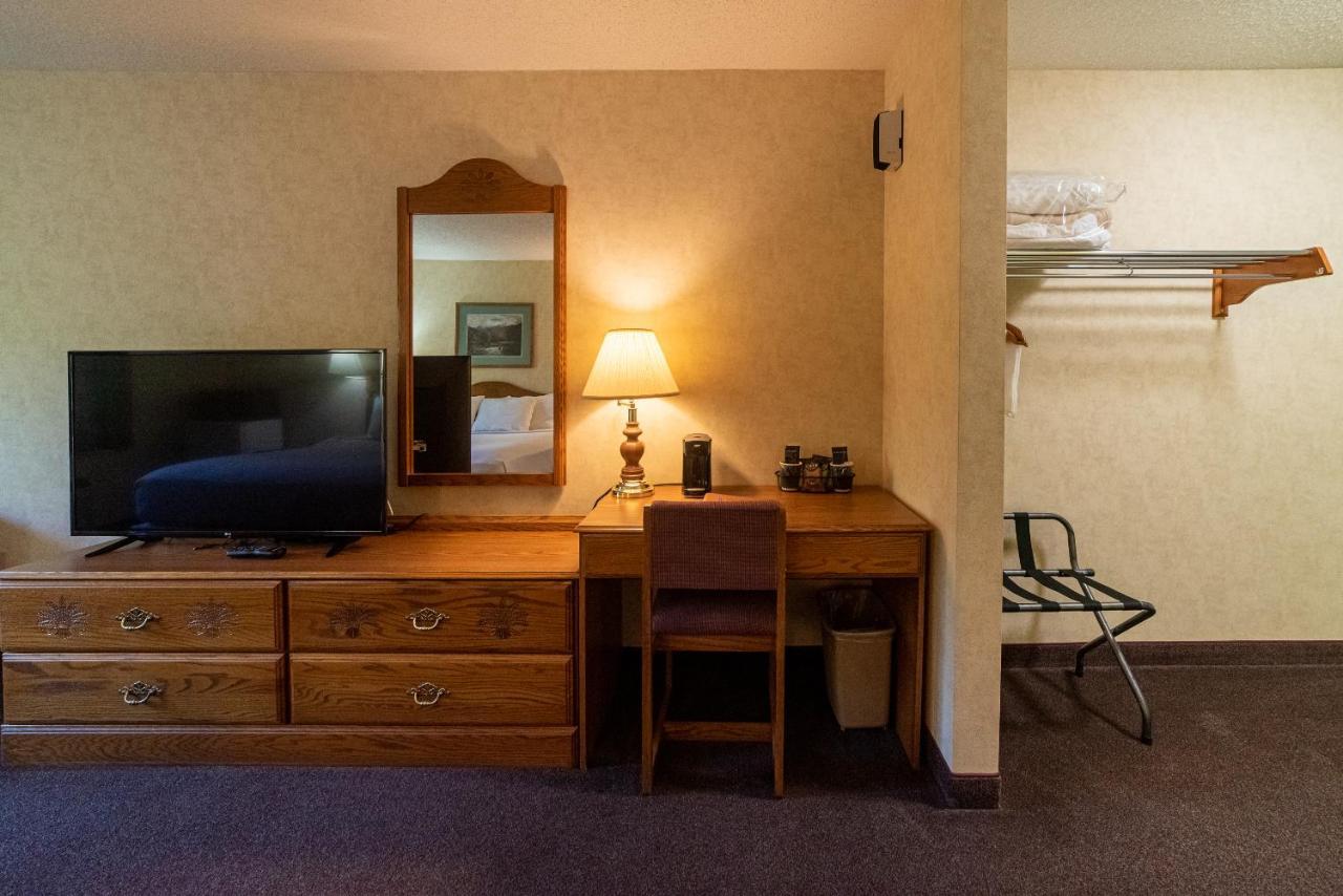 Willabee'S Motel Brimley Экстерьер фото